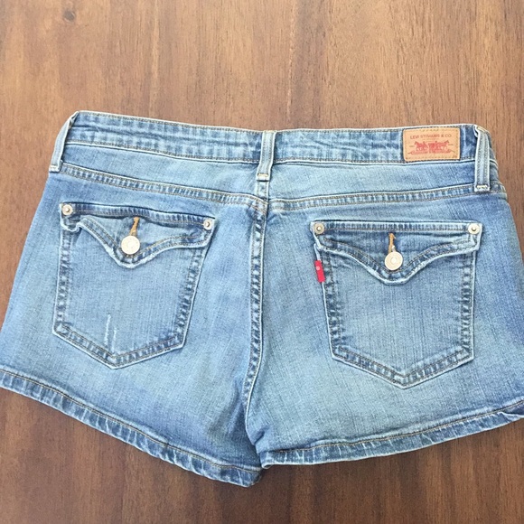 Levi’s denim shorts size 9 - Picture 2 of 7